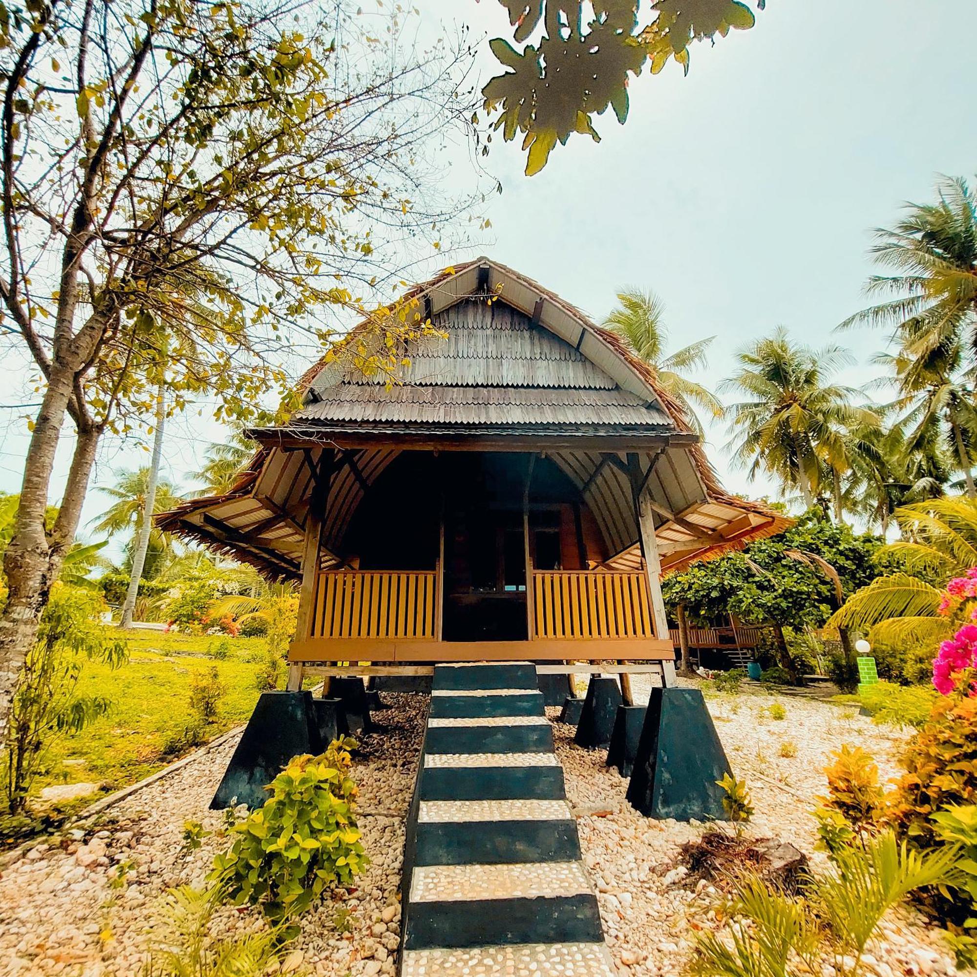 Sunari Beach Resort 2 Padang  Exteriör bild