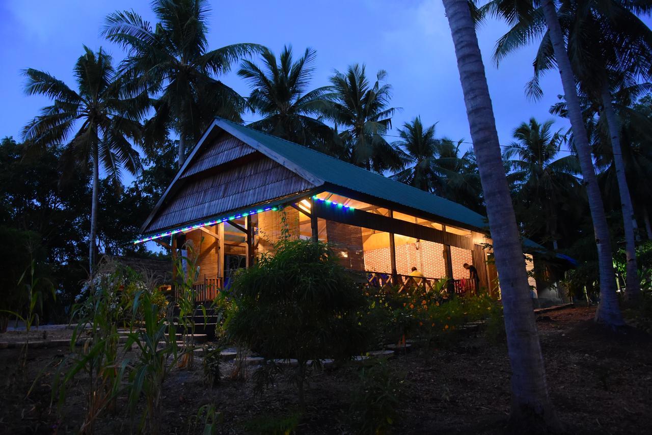 Sunari Beach Resort 2 Padang  Exteriör bild